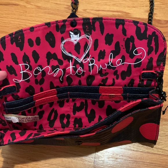 Princess Vera Wang Crossbody - Picture 5 of 7